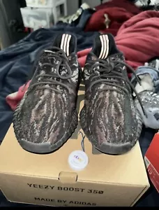 Yeezy Boost 350 V2 “MX Rock” Ss 11.5 - Picture 1 of 13