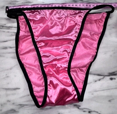 💗Vtg Pantie SZ M Satin Second Skin Pink - Image 1 of 4
