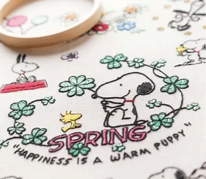 JUEGO de 2 vols Deagostini Snoopy & Friends para disfrutar con bordado hecho a mano - Imagen 1 de 117