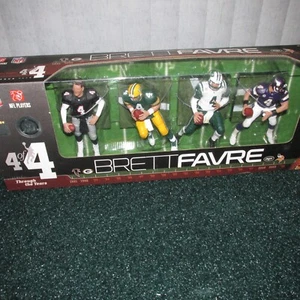 McFarlane 2010 Brett Favre paquete de cuatro (Halcones, Packers, Jets y Vikingos) raro - Imagen 1 de 8