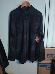 Camisa Element L/S Dos Bolsillos Botones Negra/Roja/Verde Talla XL - Imagen 1 de 4
