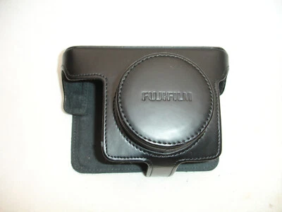Подлинный черный верхний половинный чехол Fujifilm - Изображение 1 из 4