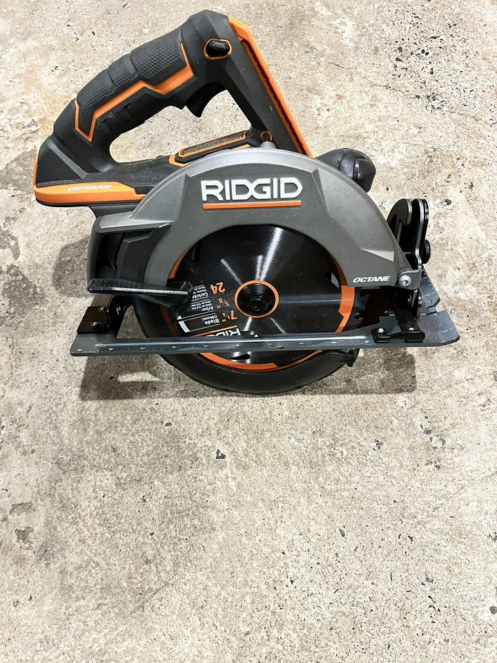 RIDGID R8654B OCTANE 18V 7-1/4" Brushless Circular Saw - Image 1 of 1
