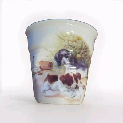Tasse Goblet  Revol Froissés  en Porcelaine, expresso  Thème Animal  , 8cl neuf  - Photo 1/3