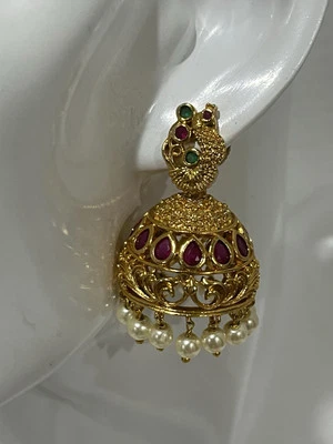 Gold Plated Chandelier type w/ Pearls, CZ & Genuine Rubies Dangle Drop Earrings Foto 1 de 4