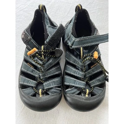 Keens Kids Azul Lavable, Bungee, Talla 12, Excelente Estado Foto 1 de 4