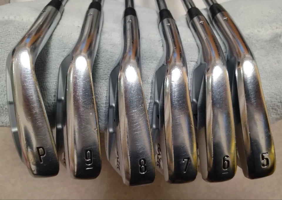 [Lefty / Callaway] RAZR X MUSCLE Iron Set 6pcs 5-6-7-8-9-Pw Shaft PROJECT X 5.5 - Image 1 of 4