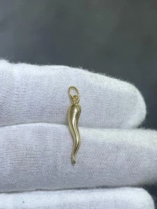 14k Yellow Gold Hand Made Vintage Italian Horn Charm Pendant 0.5 Grams Gift - Picture 1 of 10