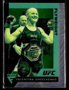 2021 Panini Chronicles UFC Valentina Shevchenko #256 - Foto 1 di 2