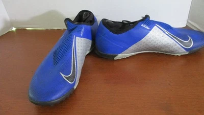 NIKE REACT Blue & Silver  PHANTOM ACC INDOOR SOCCER SHOES Men's 10  EUC - Image 1 of 4