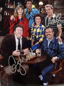 Cheers Full Cast signed 8x10 Foto WOW COA 1046343 handsigniert von 6 Shelley Long - Bild 1 von 4