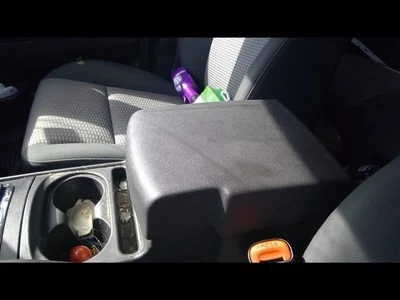 Console **LID ONLY!!** Fits 05-10 GRAND CHEROKEE 598209 - Image 1 of 4