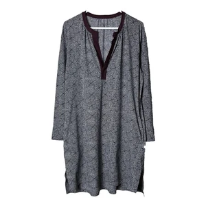 Lululemon abito senza sforzo floreale manica lunga petalo nero fantasma 12 - Foto 1 di 9