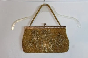 Cartera clutch vintage con cuentas doradas y correa usada en excelente estado MB6429 - Imagen 1 de 3