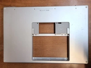 COVER INFERIORE ORIGINALE MACBOOK PRO A1261 PRIMI SERIE 2008 922-8407 620-4273 - Foto 1 di 3