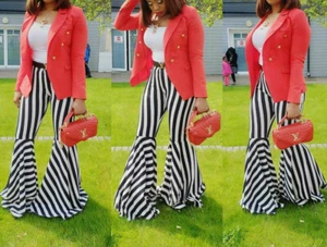 Pantalones informales NewFashion para mujer a rayas blancas y negras con volantes campana - Imagen 1 de 4