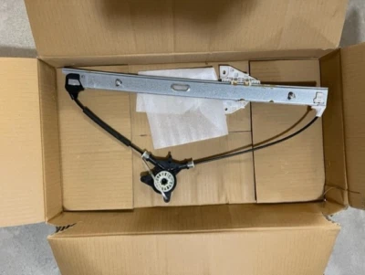NEW 2007-15 Mazda CX9 Genuine Driver SIDE Front Window Regulator  TD11-59-590A Foto 1 de 4