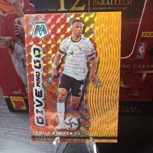 2021-22 Mosaic FIFA Road to The World Cup Thilo Kehrer Orange Fluorescent Card - Bild 1 von 2