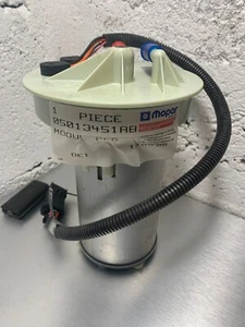 Module de pompe à carburant jeep gr.cherokee 3.1 td (140 cv) 05013451AB - Bild 1 von 3