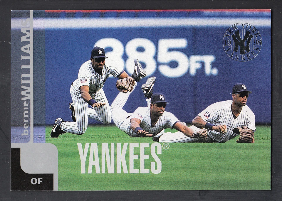 Bernie Williams 1998 Upper Deck Yankees Commemorative Jumbo 3x5 Card #169 - Image 1 of 1