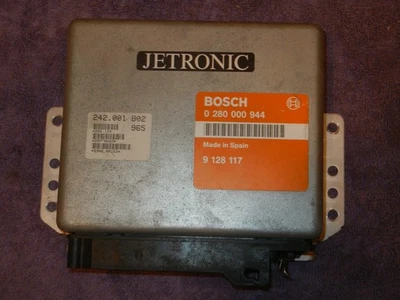 1992 Classic SAAB 900 Bosch Jetronic ECU 0280000944 2.1 4 cyl Non Turbo - Image 1 of 4