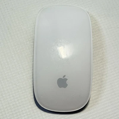 Apple A1296 3VDC Magic Mouse Wireless Bluetooth White TESTED AND WORKING - Image 1 of 4