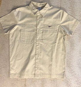 Men's Small Nike Woven Military Short Sleeve Button Down Shirt Cream DX3340-030 - Picture 1 of 6