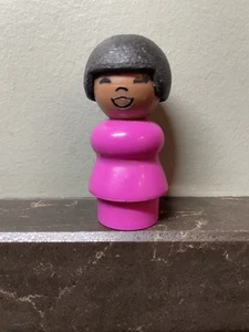 Vintage Plastica Fisher Price Little People Sesame Street SUSAN - Foto 1 di 5
