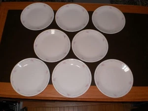 8  Corelle Corning Ware English Breakfast Dinner Plates 10 1/4" Beige Very Nice - Picture 1 of 1