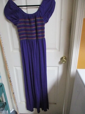Vestido maxi vintage jovem eduardiano Arpeja roxo corpete mangas camponesas 9 - Imagem 1 de 4