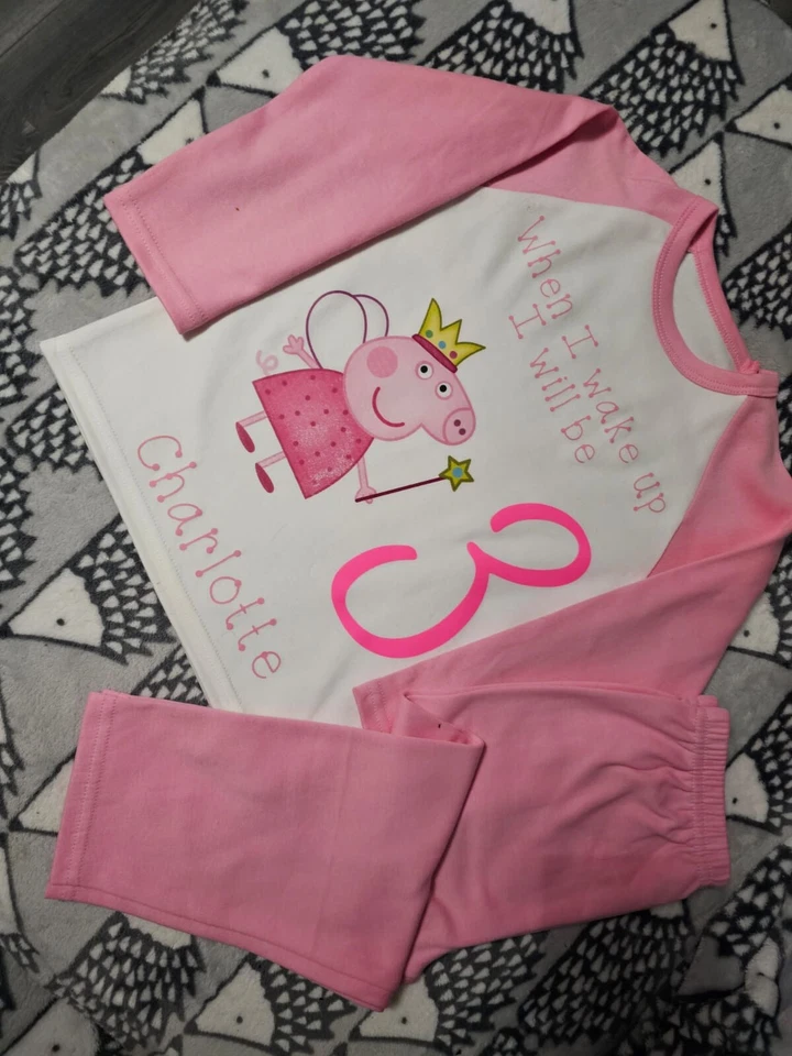 Pyjama personnalisé Peppa Pig quand je me réveille anniversaire enfants cadeau - Photo 1/1