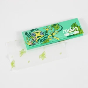 5 Booklets MOON Mint Flavor 1 1/4 Size Cigarette Hemp Rolling Papers 77x45mm - Picture 1 of 4