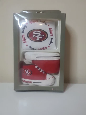 Baby Fanatic NFL San Francisco 49ers  Embroidered Team Bib and Pre-Walkers Shoes Cover