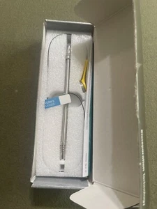 HPLC column Waters Acquity UPLC Protein BEH SEC 4.6 mm x 150 mm 186005225 - Picture 1 of 2