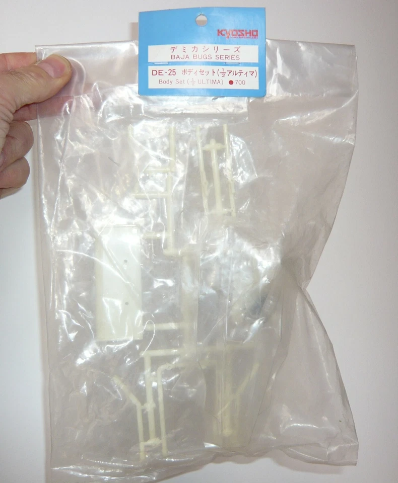 kyosho baja bugs body SALUTE DE28 1/20 neuf comme Tamiya ou mini-z DE-28