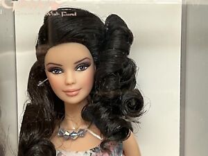 Springtime in Paris Barbie - 2013 GAW Convention Doll - NRFB - MINT - VLE 275