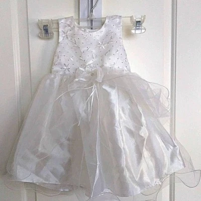 Girl's LA PRINCESS White  Sleeveless Sunday Dress -Size 24M! - Image 1 of 4