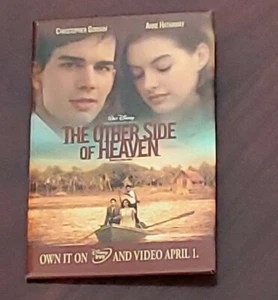 Walt Disney The Other Side Of Heaven Movie Promo Pin Anne Hathaway - Picture 1 of 2