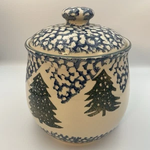 Tienshan Retired Blue/Green Spongeware Winter Christmas Pine Trees Crock Jar - Picture 1 of 5