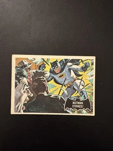 1966 OPC SET BREAK #12 BLACK BAT CARD PRINTED IN CANADA VG-EX! - Picture 1 of 2