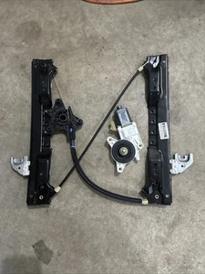 2008-2020 Dodge Caravan Chrysler Town Country Right Rear Window Regulator Motor - Picture 1 of 1