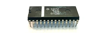 Hitachi Integrated Circuit 1972 169 8128 New Old Stock 24 Pins - Picture 1 of 3