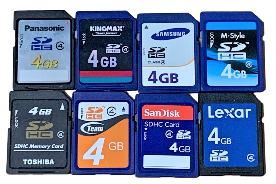 Random 4GB SDHC Secure Digital Memory Card SD Nintendo 3DS Class 4 - Image 1 of 1