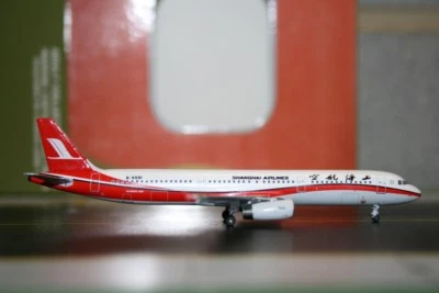 Aeroclassics 1:400 Shanghai Airlines Airbus A321-200 B-6591 Die-Cast Model Plane - Image 1 of 4