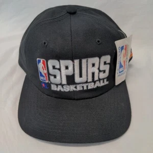 Cappello San Antonio Spurs nuovo con etichette vintage anni 90 campione snapback lana acrilica NBA fondo di magazzino - Foto 1 di 14