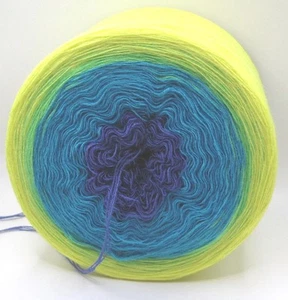Modal Bobbel  Lace Farbverlauf 3 fädig 1000 m 190 g  ( 222 ) 1kg 65 Euro - Bild 1 von 3
