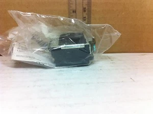 Eagle 967B-BOX Interchange Receptacle 15A 125V 2-Pole 3-Wire NEMA 5-15R (Brown) - Picture 1 of 4