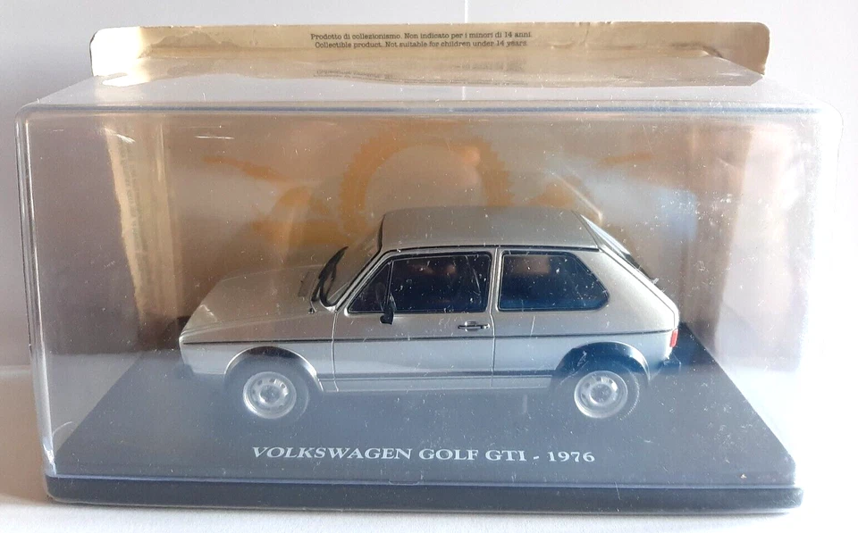 #004) DIE CAST AUTO VINTAGE - VOLKSWAGEN GOLF GTI  - 1976 - scala 1:24 - Immagine 1 di 1