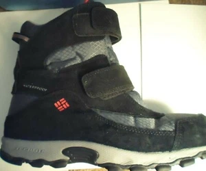 COLUMBIA Boots Men's Size 6 Tech lite Waterproof Omni-Grip Black/Grey - Picture 1 of 8