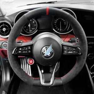 Cubierta de volante antideslizante de gamuza negra cosida a mano para Alfa Romeo Giulia Stelvio - Imagen 1 de 12